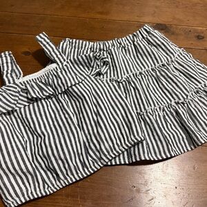 Paisley Lane girls 8 Striped Black and White Kids set skirt and tank